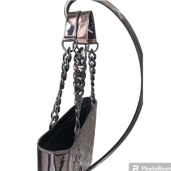 Marc by Marc Jacobs Metallic Tote, with Chain Straps, EUC like new - Picture 3 of 12